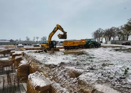 Adrian NAdobnik tel. 888 117 668 Nados.pl wykopy pod fundamenty zbiorniki szamba drenaże odwodnienia 